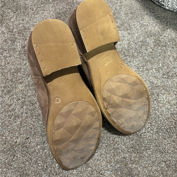 Booties - Picture 3 of 4